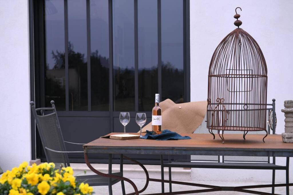 Le Galinie Chic'Art. Un Bel Atelier Avec Piscine Villa Карпентра Екстериор снимка