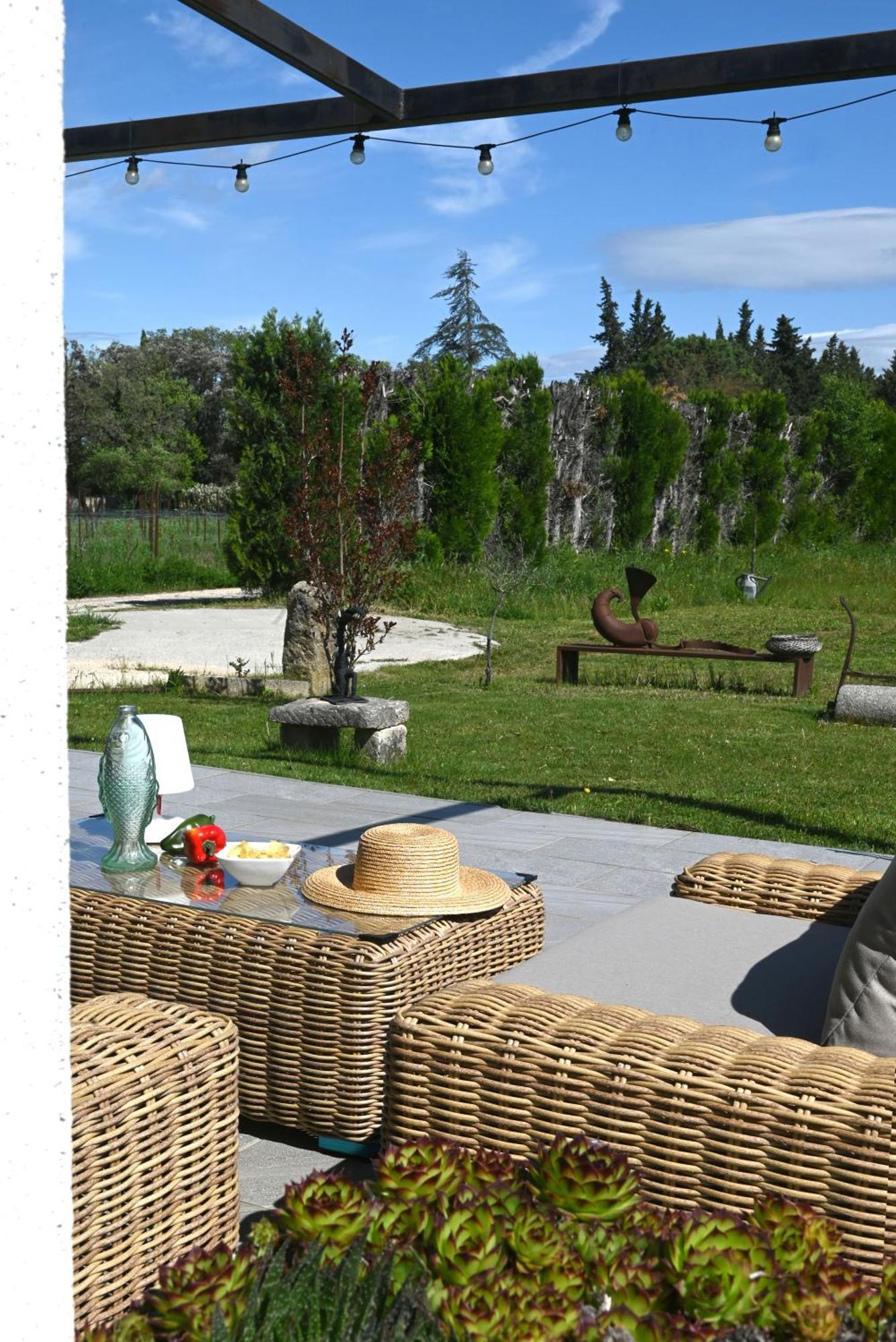 Le Galinie Chic'Art. Un Bel Atelier Avec Piscine Villa Карпентра Екстериор снимка